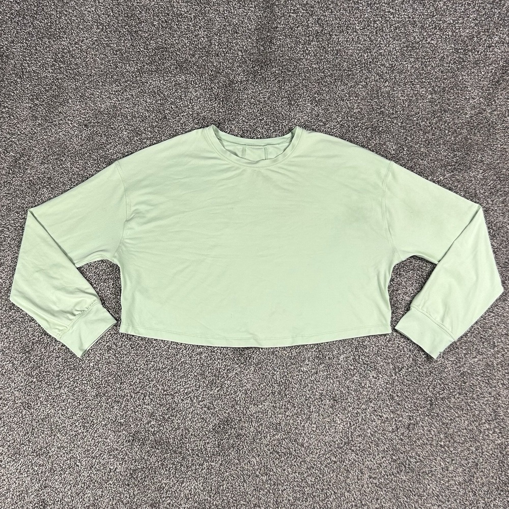 Lululemon Hold Tight Cropped Top T-Shirt Long Sleeve Light Green Women No Sz Tag - Picture 1 of 9